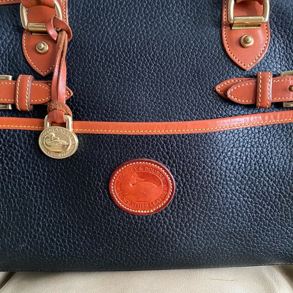 Sale! LKNW Vintage Dooney & Bourke Pebbled Leather Satchel Buckle AWL - Picture 3 of 15